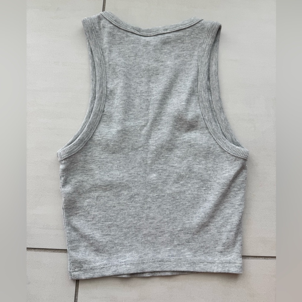 Zara Gray Ribbed Crop Top - Picture 2 of 3